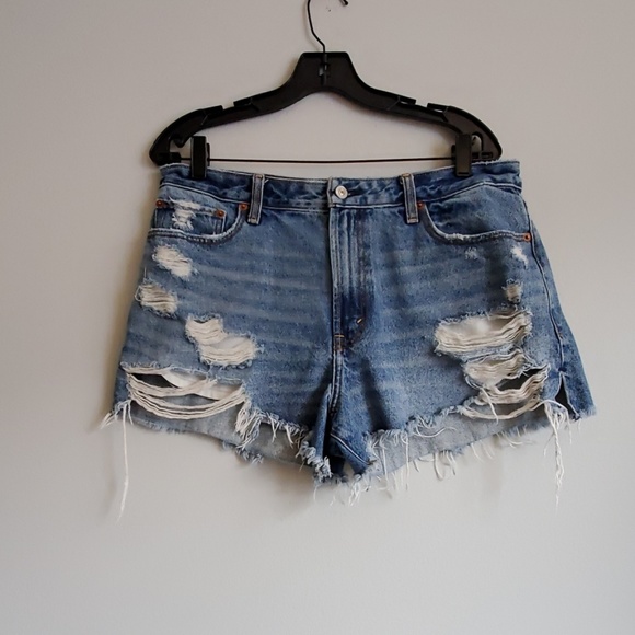 Abercrombie & Fitch Pants - Abercrombie & Fitch Annie High Rise shorts sz 14